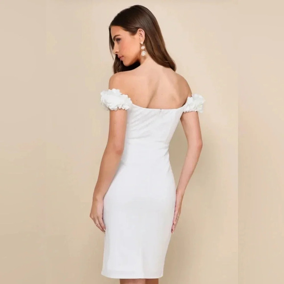 Pretty Presence White Off-the-Shoulder Floral Strap Mini Dress sz L nwot - Picture 3 of 4
